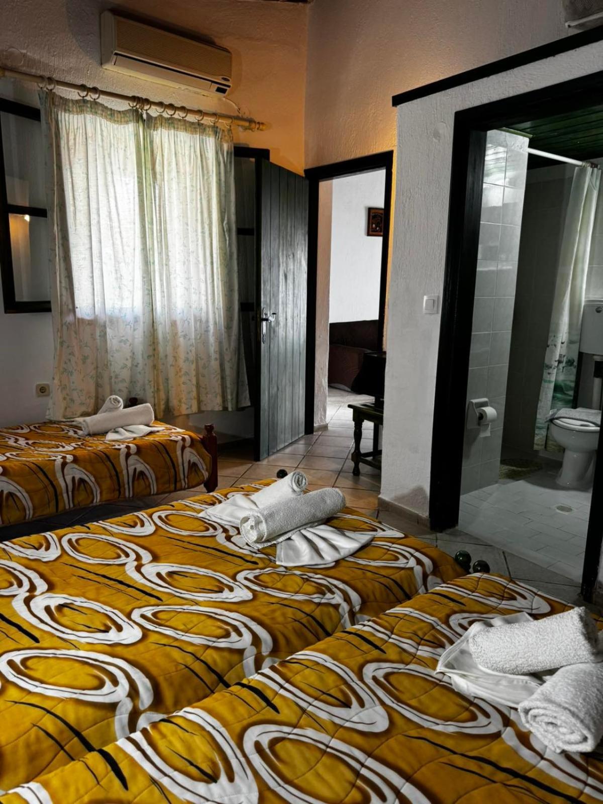 Camelia studios Città di Skiathos Esterno foto